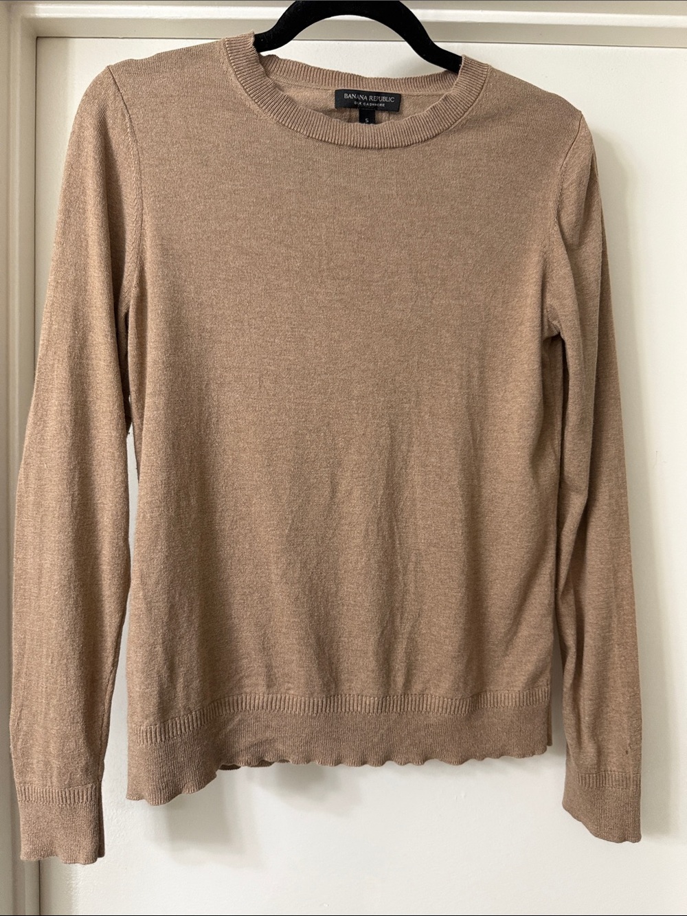 Banana Republic Silk Cashmere Crewneck Sweater Beige, Size Small